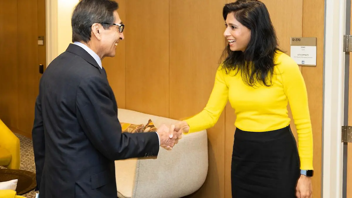 CORTESÍA TWITER @GITAGOPINATH